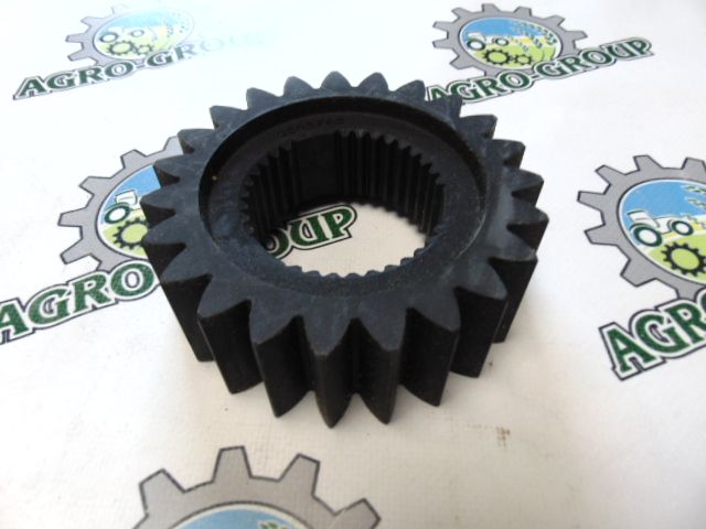 R543763 Шестерня насосу
